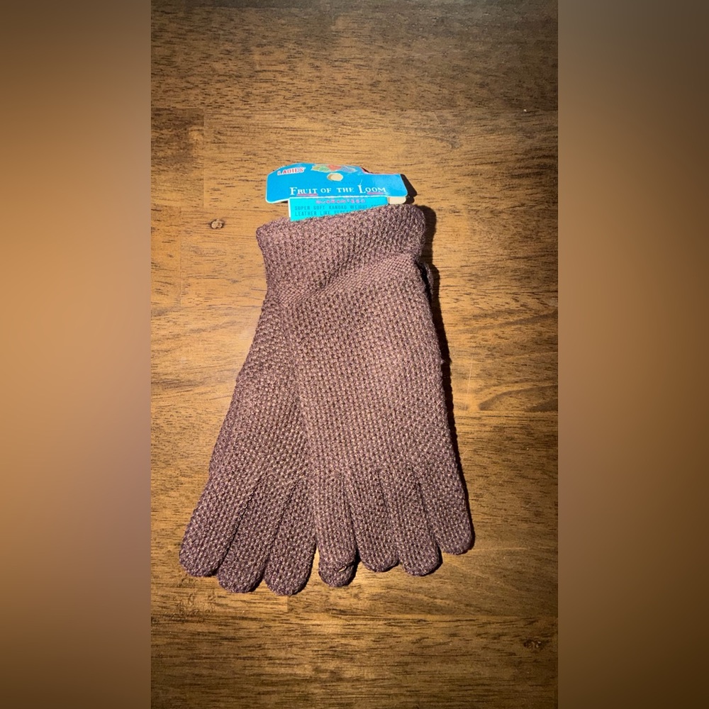 VINTAGE NEW WITH TAGS OLD STOCK gloves
